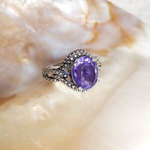 Elegant Purple Gemstone Silver Ring